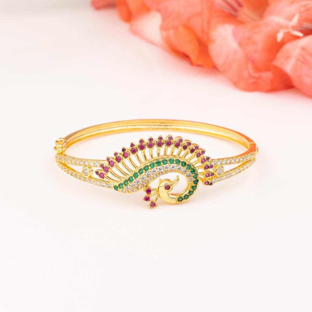 Dazzling Peacock - Bracelets - Gold